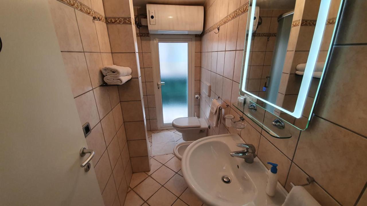Apartments Villa Ernesta Ровінь Екстер'єр фото
